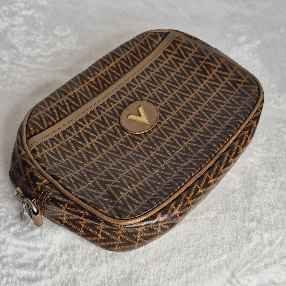 Mario Valentino  Cosmetic Toiletry Pouch Clutch (UNISEX)